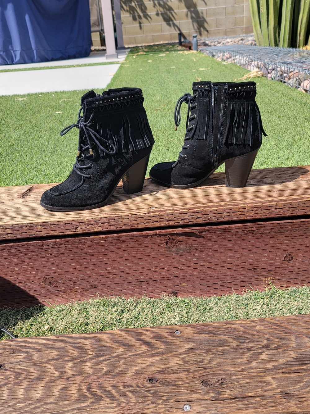 Gianni Bini Black Suede / Leather Fringe Western Ankle Boots – Size 7.5M